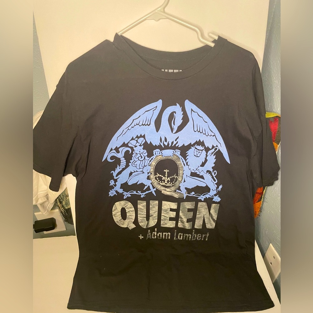 Queen and Adam Lambert Concert T shirt from 2014 tour size XL